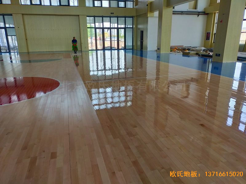 江蘇連云港消防隊(duì)運(yùn)動(dòng)木地板安裝案例