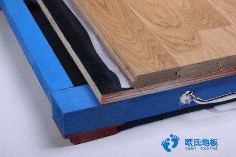 遼寧運(yùn)動木地板的做法