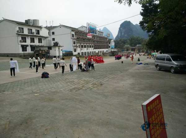 楓木運(yùn)動場地木地板排行2