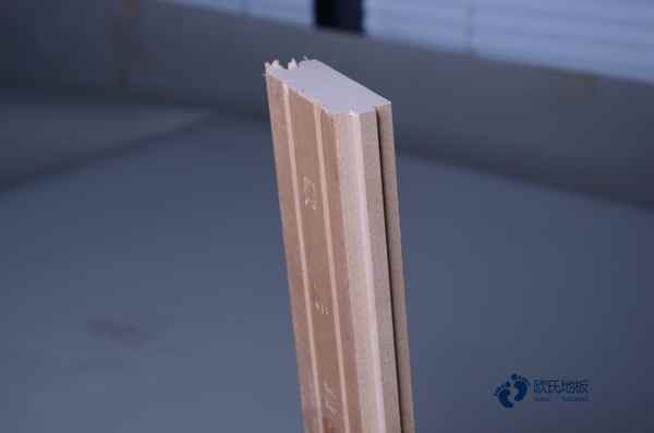 實木體育地板養(yǎng)護1