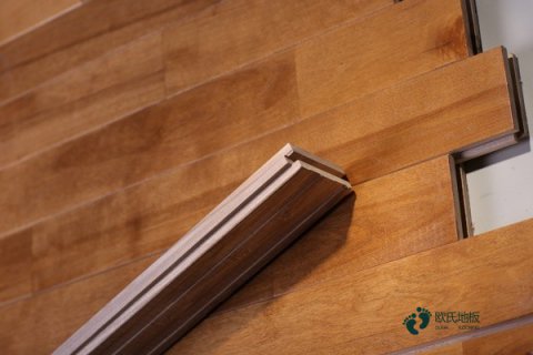 實(shí)木體育場木地板用途